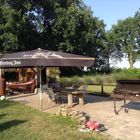 Bed En Boterham Hoeve Boord Ven Bed and Breakfast Eersel Exteriör bild