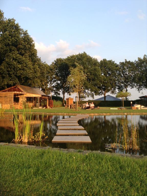 Bed En Boterham Hoeve Boord Ven Bed and Breakfast Eersel Exteriör bild